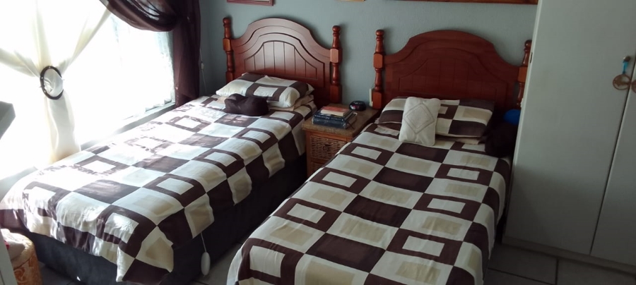 3 Bedroom Property for Sale in Safari Gardens North West